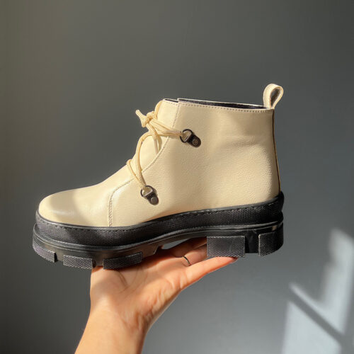 بوت مدل Deborah